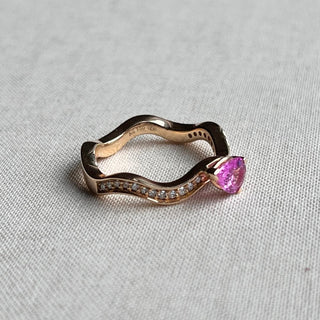 Rareté Studios, Fine Jewelry, Euphoria Ring, Fancy Model, Pink Sapphire and Diamond, 18k yellow gold